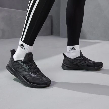 Sneakers Adidas Sportika